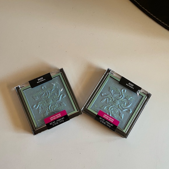 2 New Wet N Wild Halo Walkers Highlighter Megaglow Limited Edition - Picture 1 of 3